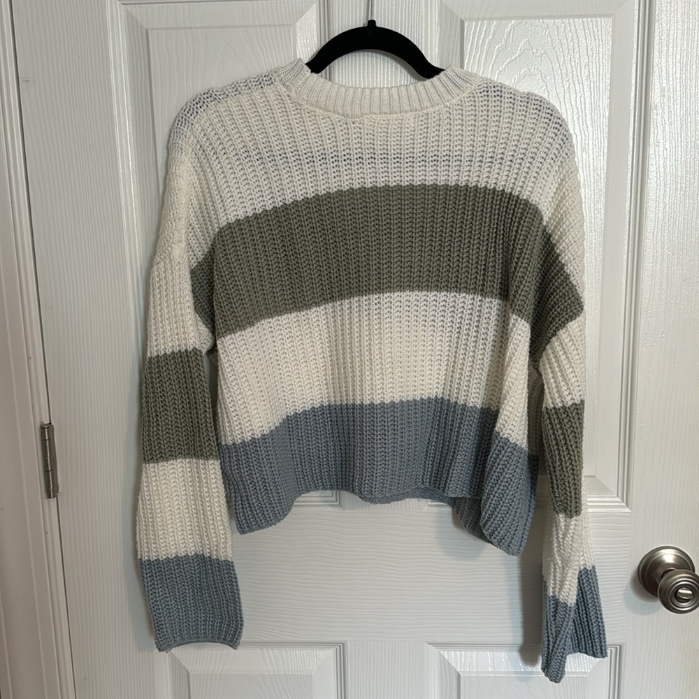 Crop sweater - Picture 2 of 3